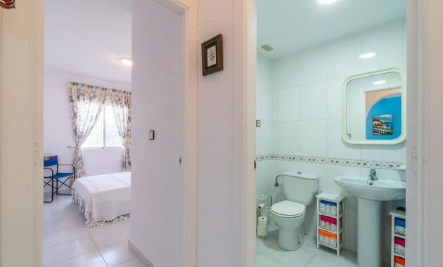 Venta - Bungalow -
Orihuela Costa - La Florida