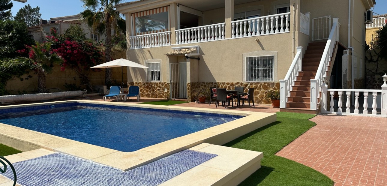 Venta - Villa -
Algorfa - Lomas de Juliana