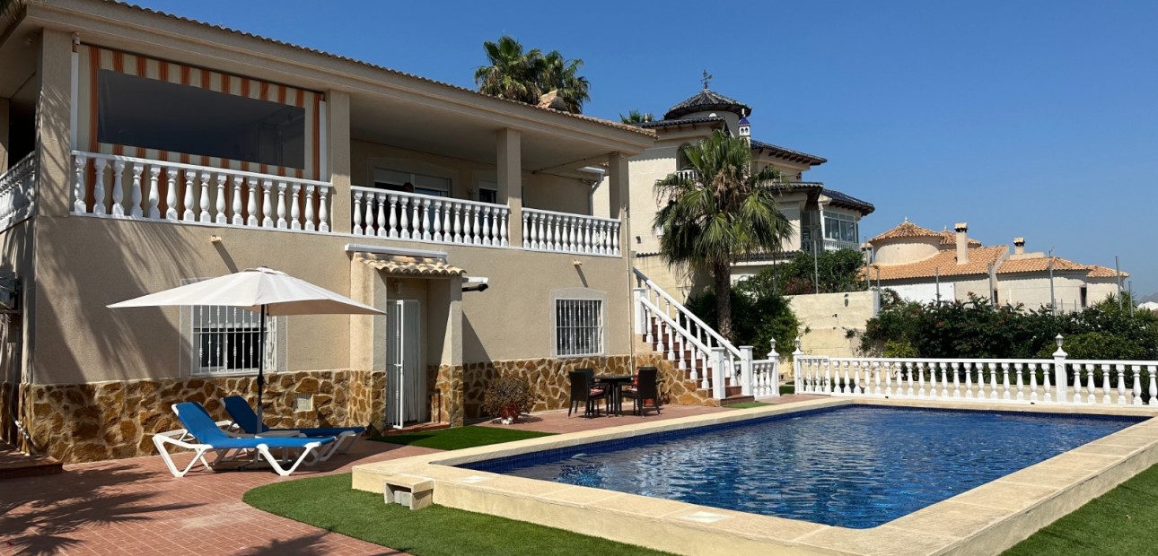 Venta - Villa -
Algorfa - Lomas de Juliana