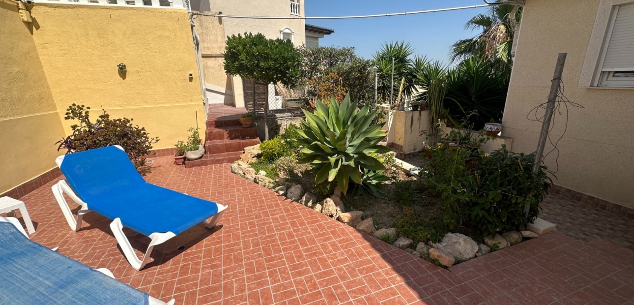 Venta - Villa -
Algorfa - Lomas de Juliana
