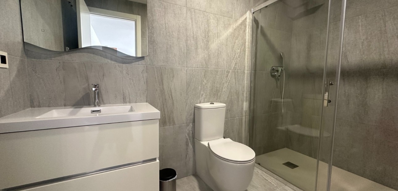 Venta - Villa -
San Miguel de Salinas - San Miguel Salinas