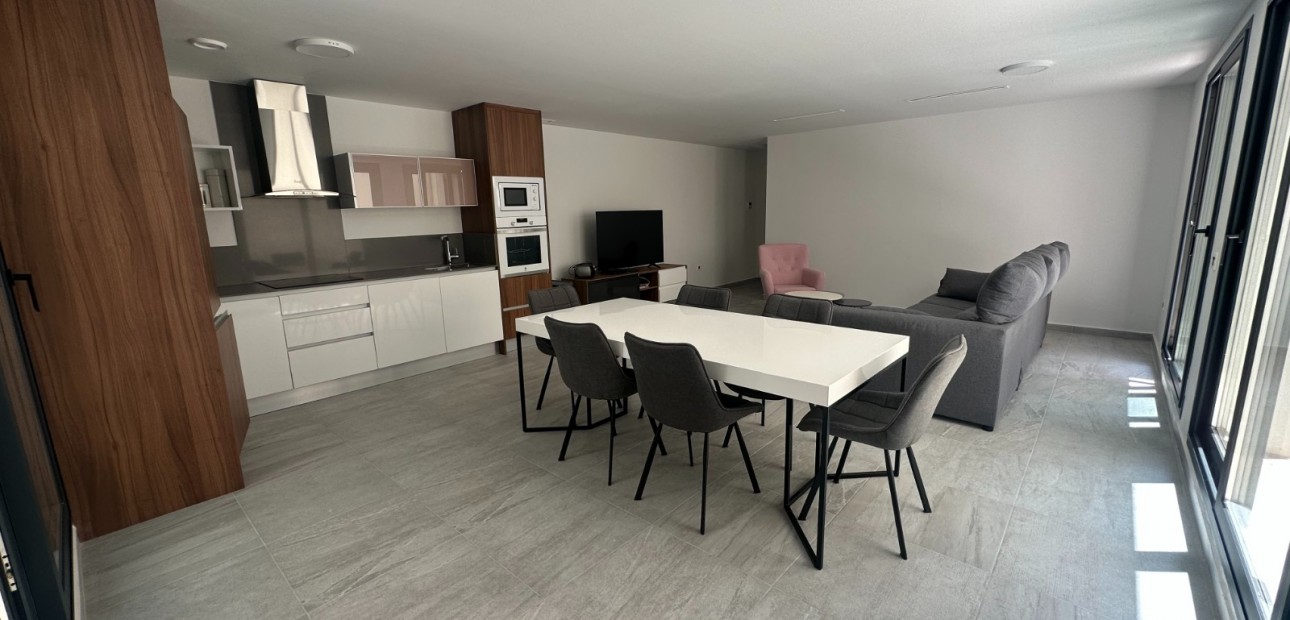 Venta - Villa -
San Miguel de Salinas - San Miguel Salinas