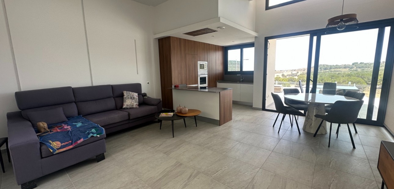 Venta - Villa -
San Miguel de Salinas - San Miguel Salinas