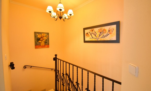 Herverkoop - Quad Villa -
Orihuela Costa - Playa Flamenca
