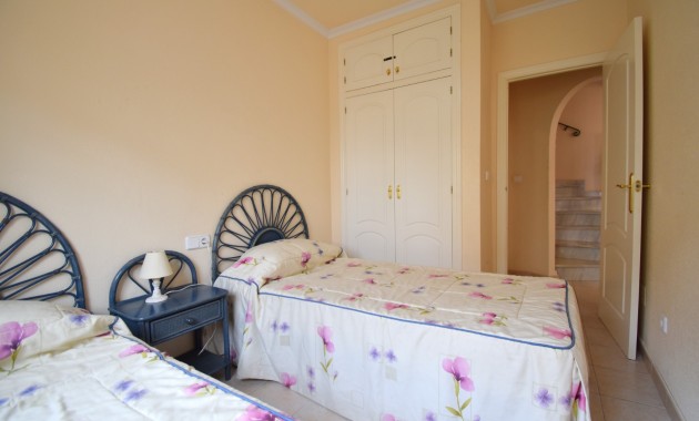 Herverkoop - Quad Villa -
Orihuela Costa - Playa Flamenca
