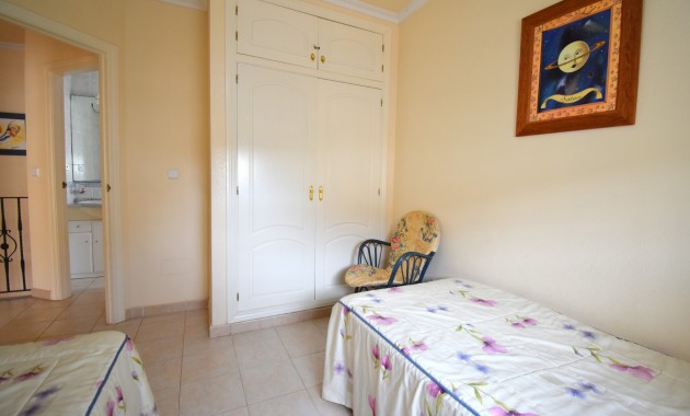 Herverkoop - Quad Villa -
Orihuela Costa - Playa Flamenca