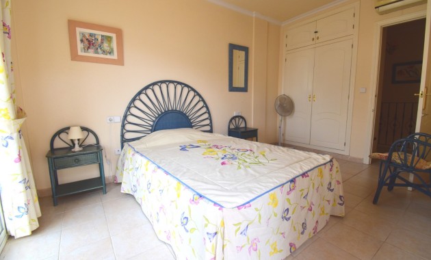 Herverkoop - Quad Villa -
Orihuela Costa - Playa Flamenca