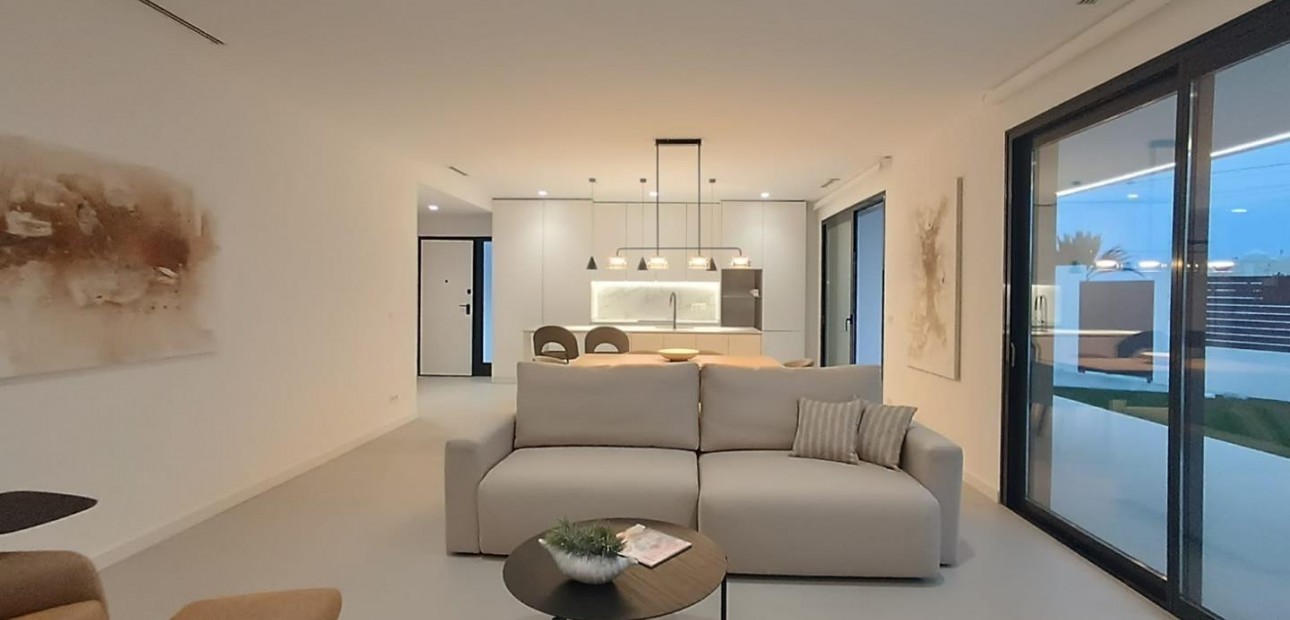 Herverkoop - Villa -
Ciudad quesada - Costa blanca sur