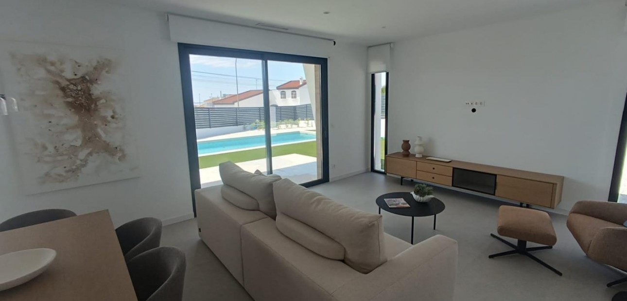 Herverkoop - Villa -
Ciudad quesada - Costa blanca sur