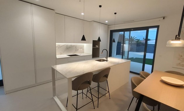Herverkoop - Villa -
Ciudad quesada - Costa blanca sur