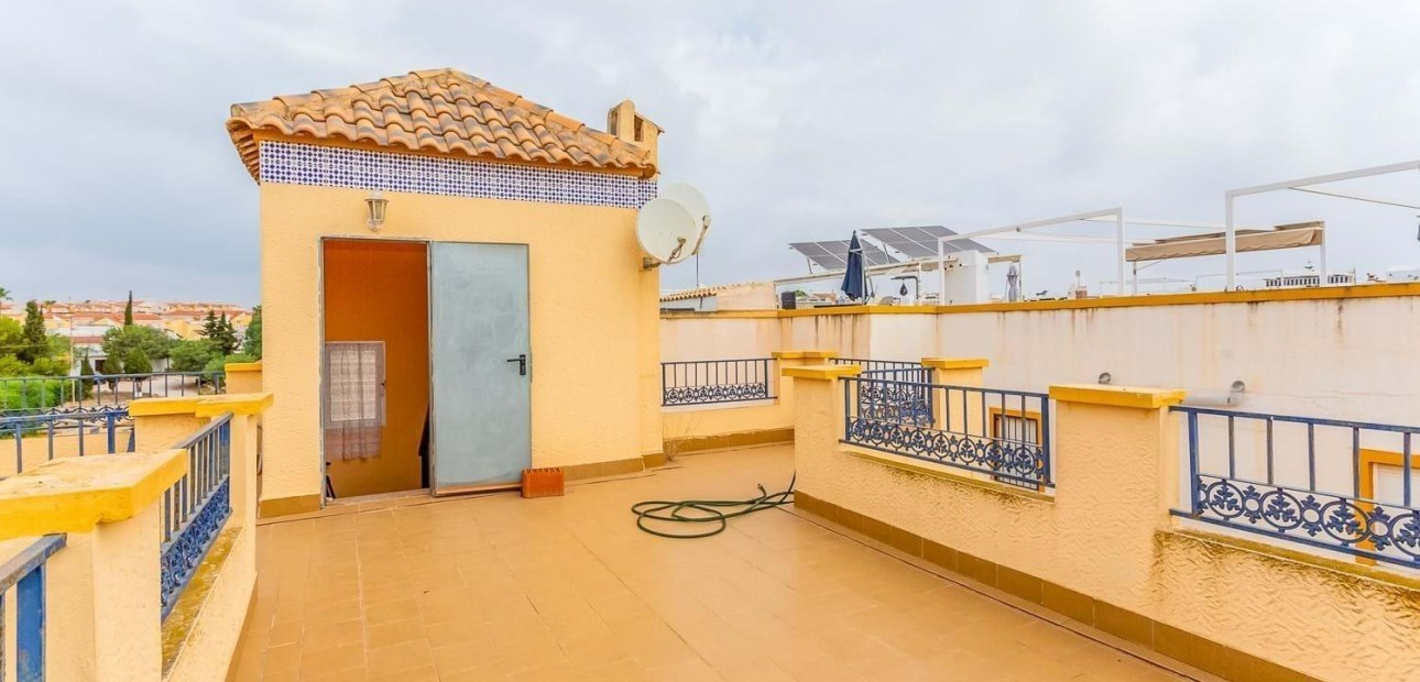 Venta - Villa -
Orihuela Costa - Los Almendros-La Florida