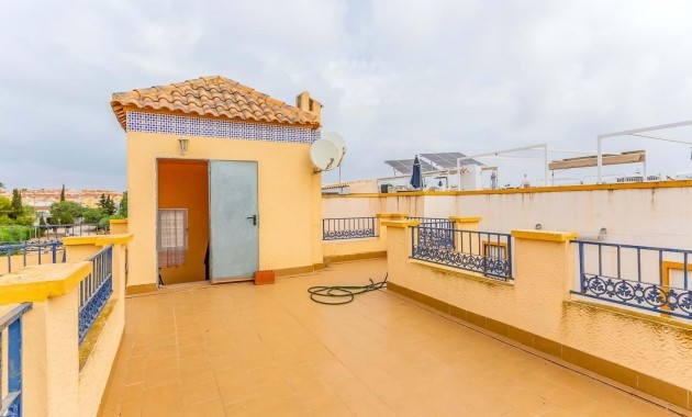 Venta - Villa -
Orihuela Costa - Los Almendros-La Florida
