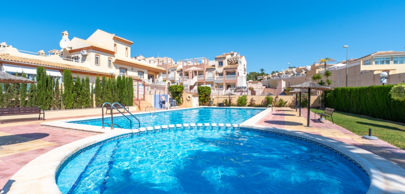 Venta - Adosado -
Orihuela Costa - Villamartin
