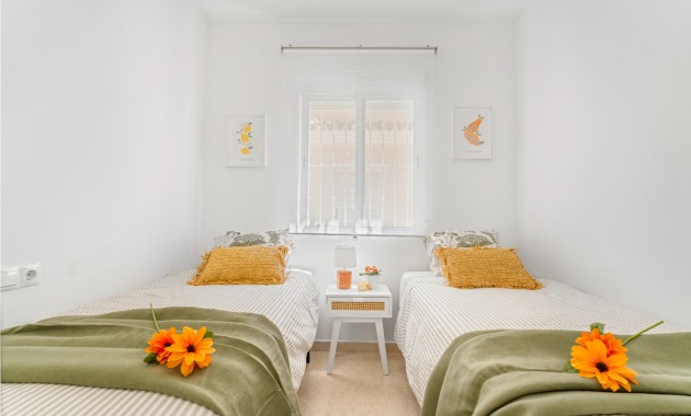 Venta - Adosado -
Orihuela Costa - Villamartin
