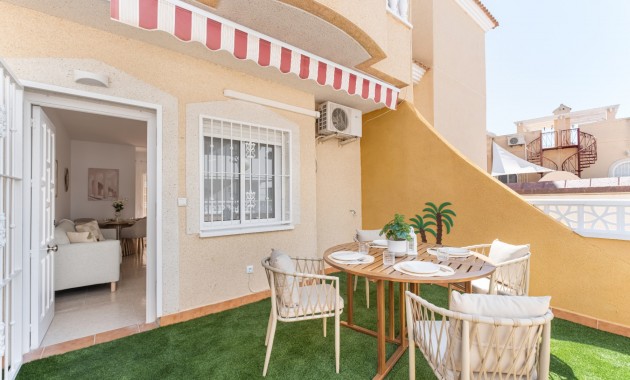 Venta - Adosado -
Orihuela Costa - Villamartin