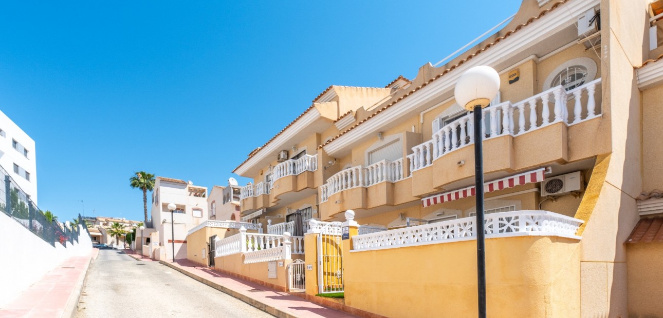 Venta - Adosado -
Orihuela Costa - Villamartin