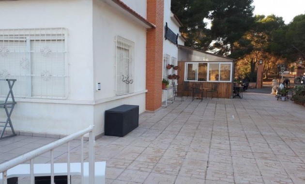 Sale - Country House -
Torrevieja - Los balcones