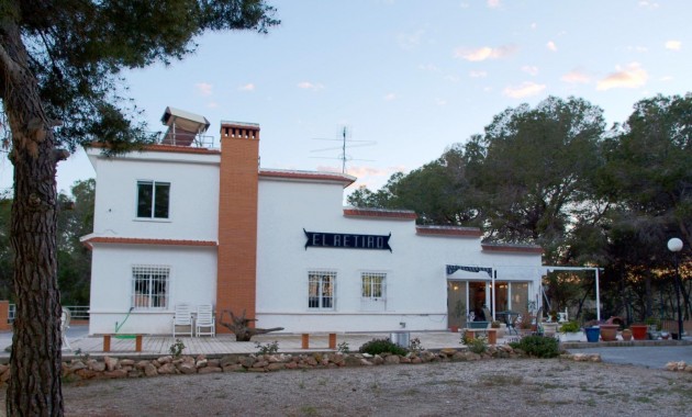 Sale - Country House -
Torrevieja - Los balcones