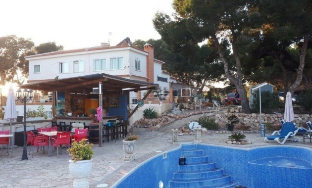 Sale - Country House -
Torrevieja - Los balcones