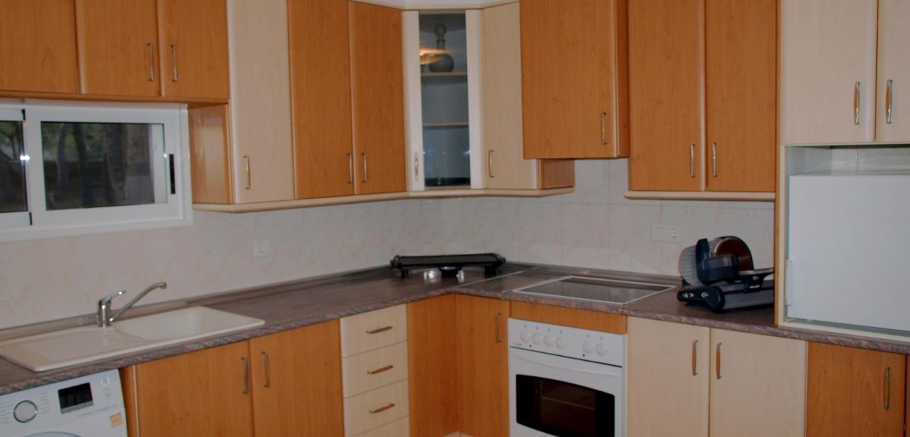 Sale - Country House -
Torrevieja - Los balcones
