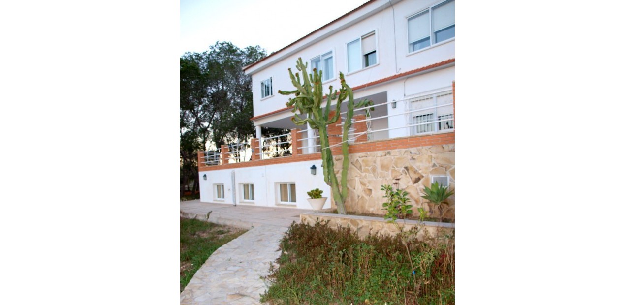 Sale - Country House -
Torrevieja - Los balcones