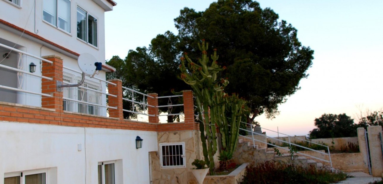 Sale - Country House -
Torrevieja - Los balcones