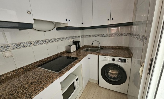 Herverkoop - Appartement / flat -
Torrevieja - Centro