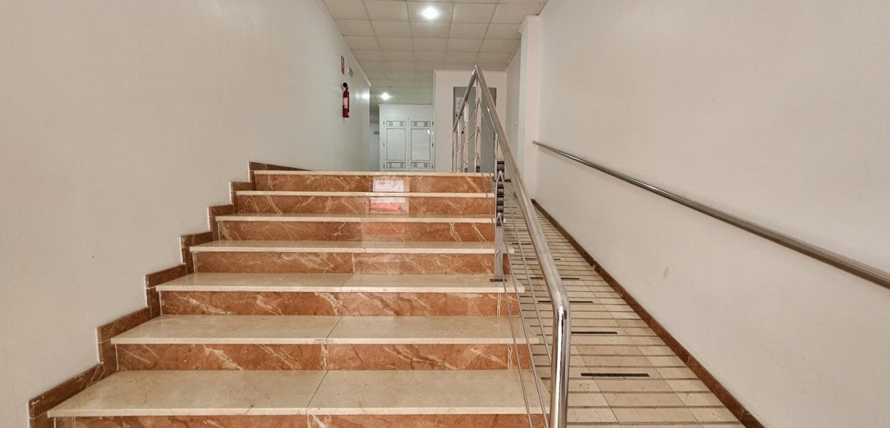 Herverkoop - Appartement / flat -
Torrevieja - Centro