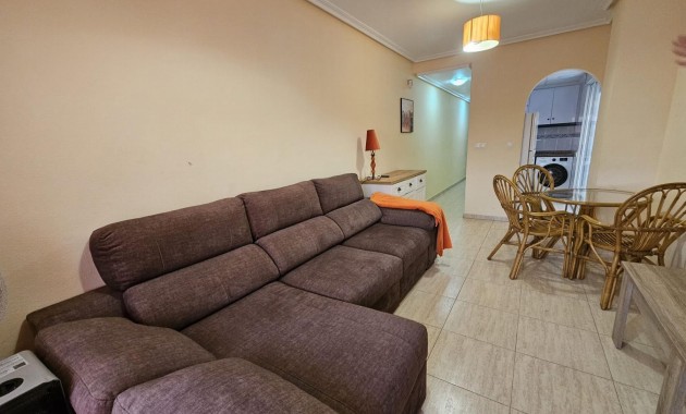 Herverkoop - Appartement / flat -
Torrevieja - Centro