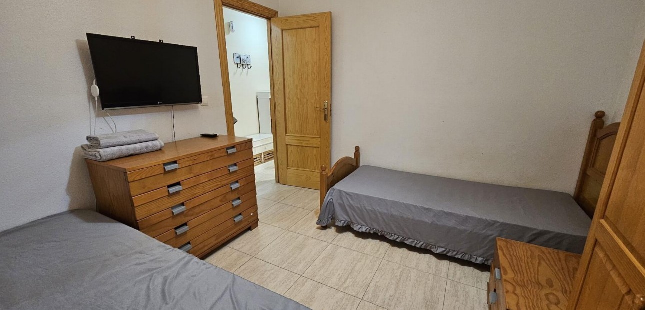 Herverkoop - Appartement / flat -
Torrevieja - Centro