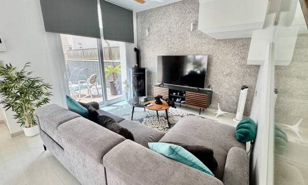 Venta - Villa -
Ciudad Quesada