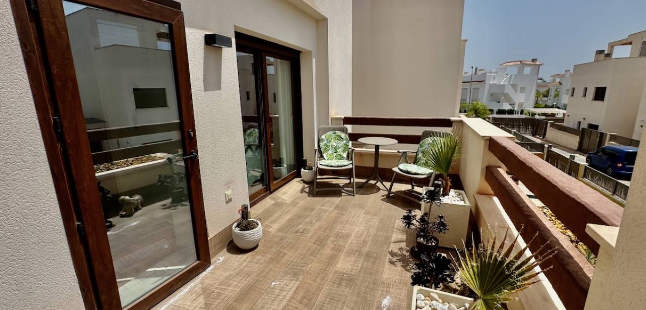 Venta - Villa -
Ciudad Quesada