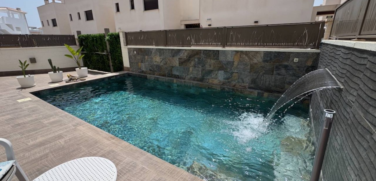 Venta - Villa -
Ciudad Quesada