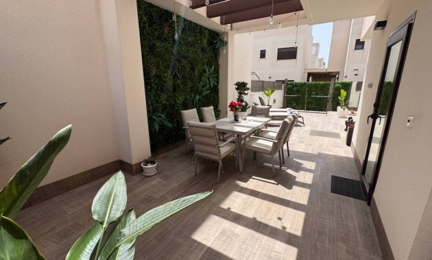 Venta - Villa -
Ciudad Quesada