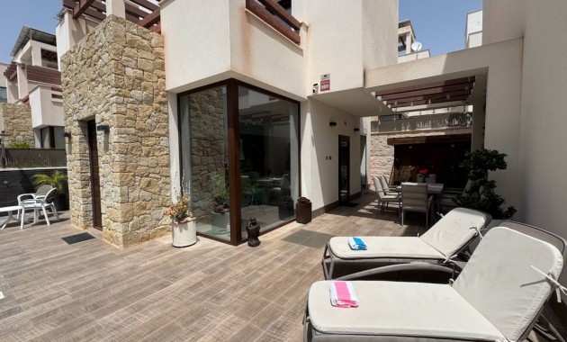 Venta - Villa -
Ciudad Quesada