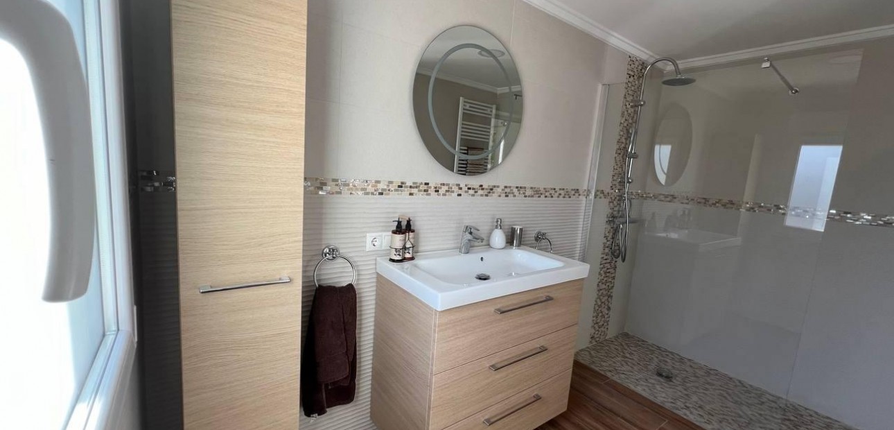 Venta - Villa -
Torrevieja - Centro