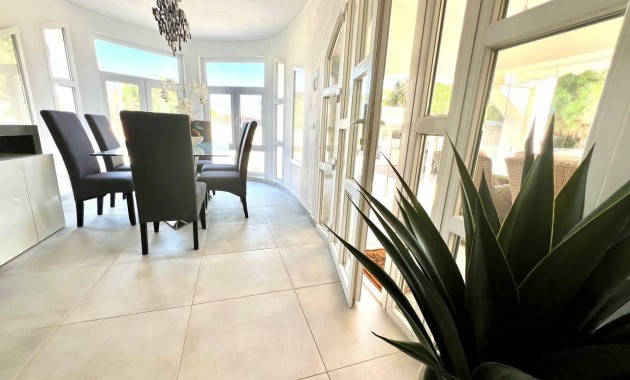 Venta - Villa -
Torrevieja - Centro