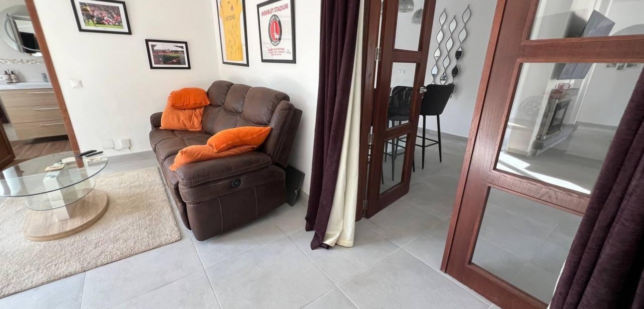 Venta - Villa -
Torrevieja - Centro