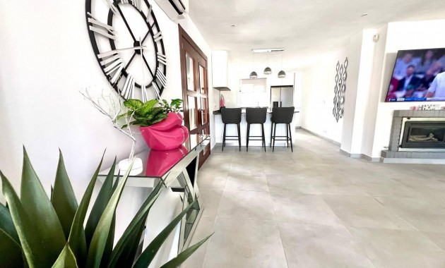 Venta - Villa -
Torrevieja - Centro