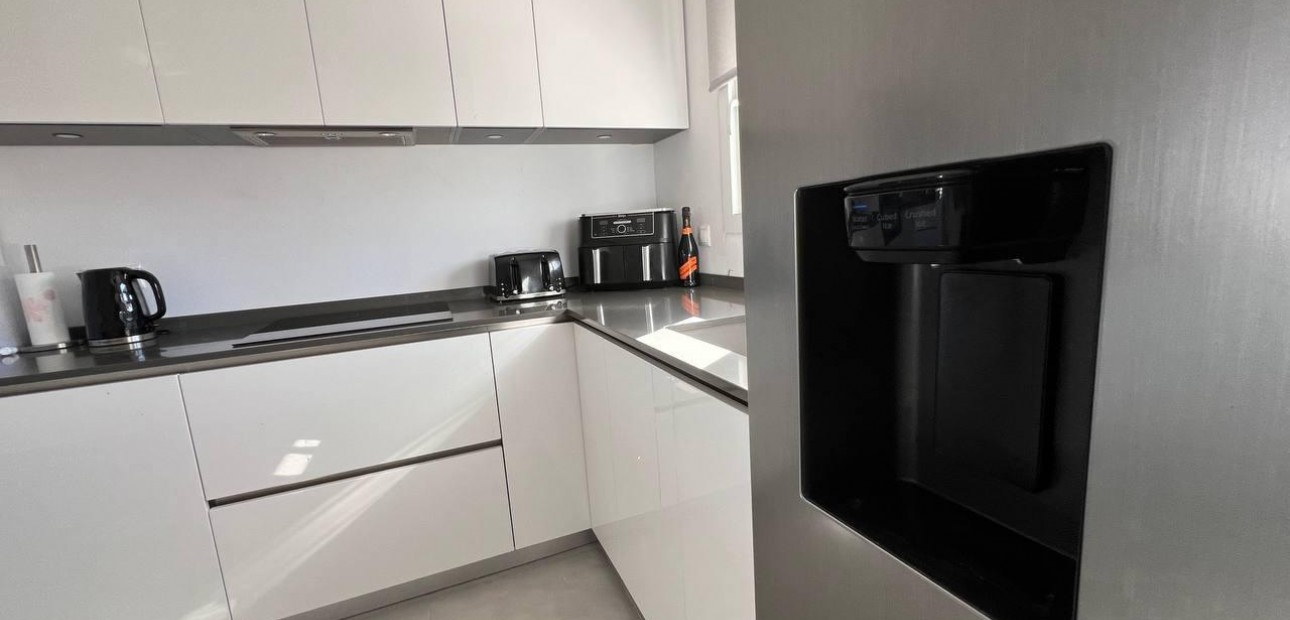Venta - Villa -
Torrevieja - Centro