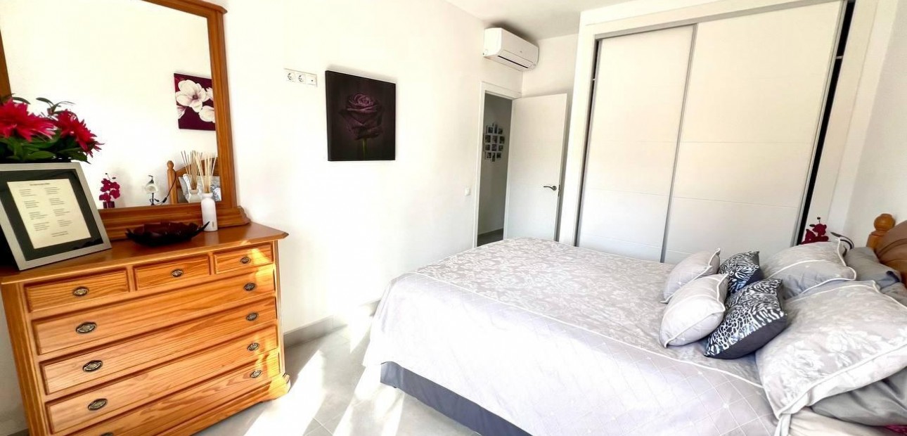 Venta - Villa -
Torrevieja - Centro