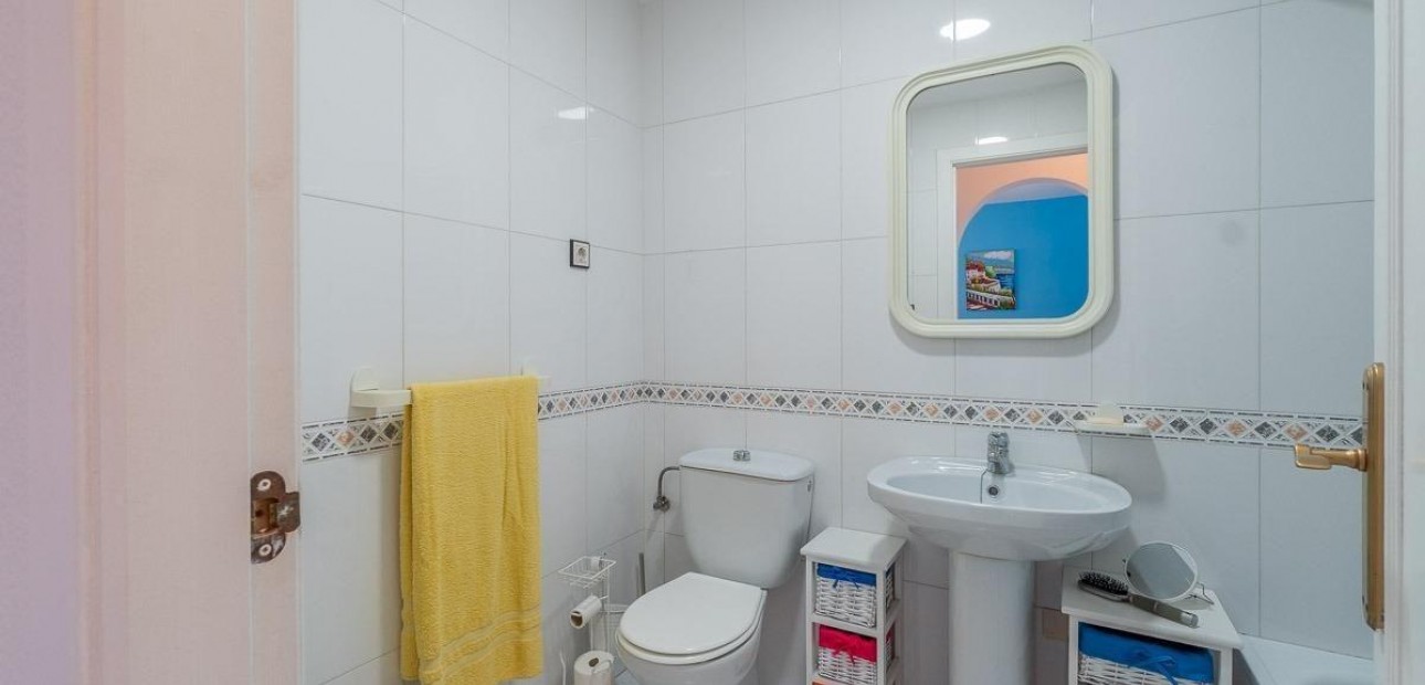 Herverkoop - Bungalow -
Orihuela Costa - Los Almendros-La Florida