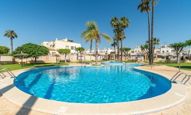Herverkoop - Bungalow -
Orihuela Costa - Los Almendros-La Florida