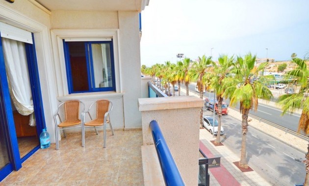 Venta - Apartamento / piso -
Orihuela Costa - Campoamor
