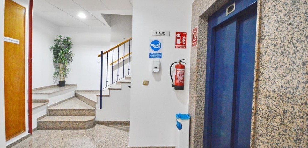 Venta - Apartamento / piso -
Orihuela Costa - Campoamor