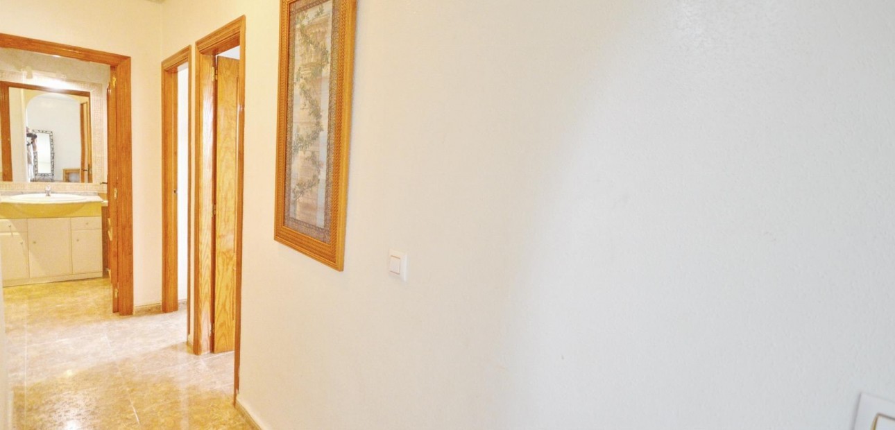 Venta - Apartamento / piso -
Orihuela Costa - Campoamor