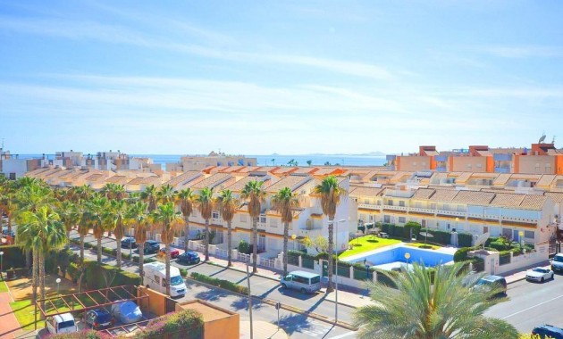 Venta - Apartamento / piso -
Orihuela Costa - Campoamor