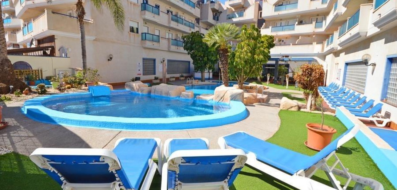 Venta - Apartamento / piso -
Orihuela Costa - Campoamor