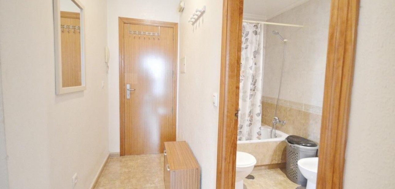 Venta - Apartamento / piso -
Orihuela Costa - Campoamor