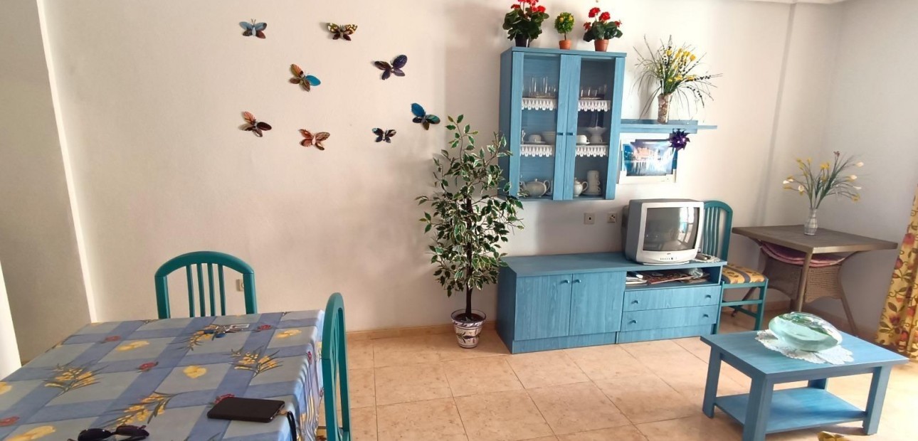 Herverkoop - Appartement / flat -
Torrevieja - torrevieja